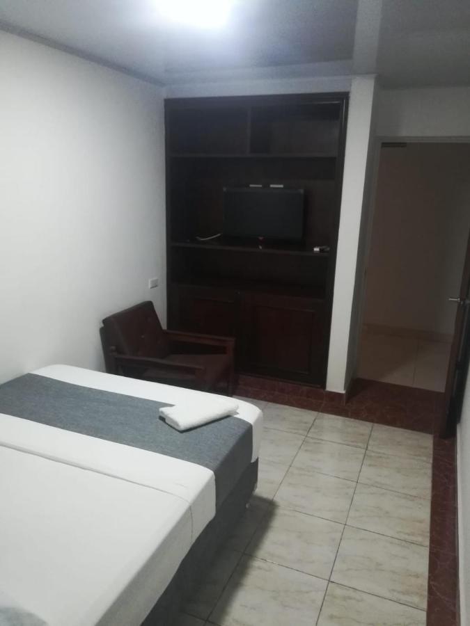 Hotel Neiva Urdaneta Luaran gambar